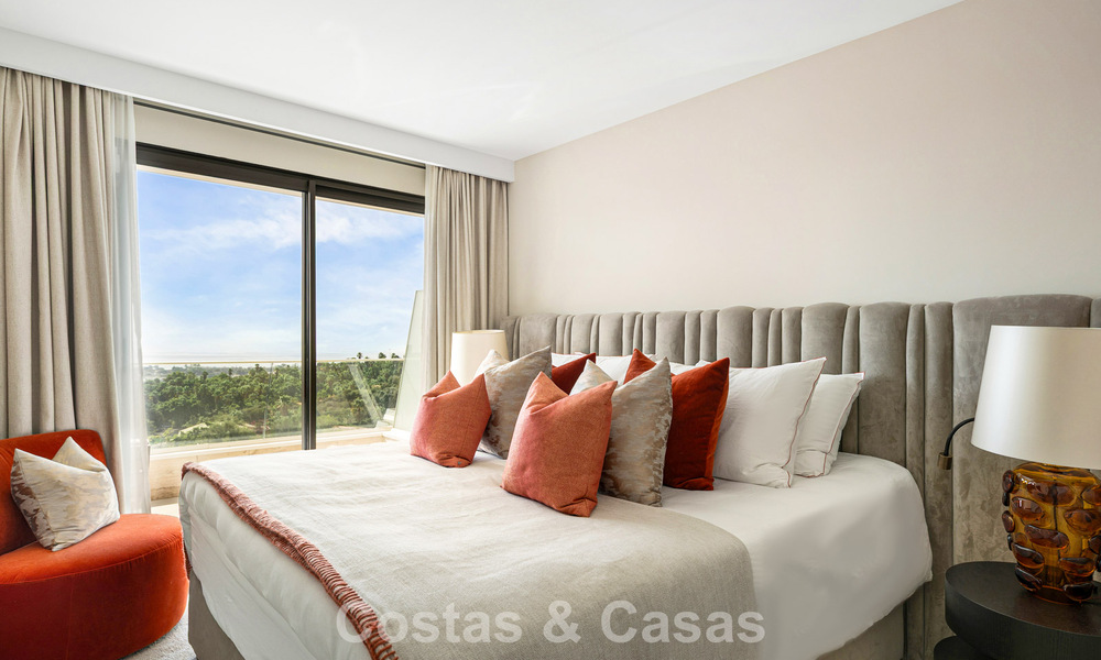 Nouvel appartement duplex avec vue panoramique sur la mer à vendre sur le New Golden Mile, entre Marbella et Estepona 806143