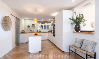 Appartement rénové avec vue panoramique sur la mer à vendre dans la Vallée du Golf de Nueva Andalucía, Marbella 806187 