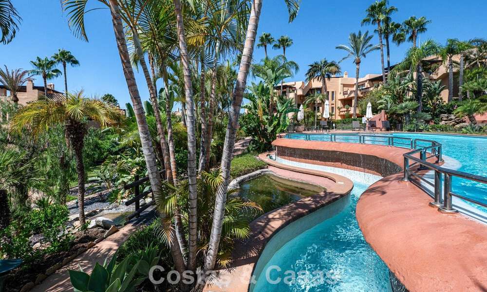 Appartement exclusif en rez-de-chaussée avec jardin privé sur le Golden Mile de Marbella 806189