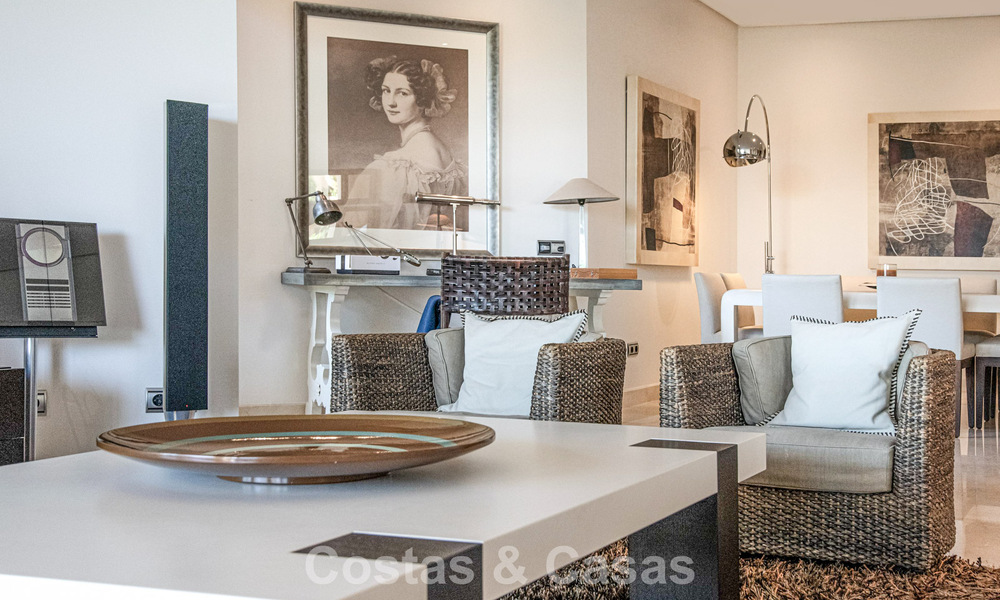 Appartement exclusif en rez-de-chaussée avec jardin privé sur le Golden Mile de Marbella 806211
