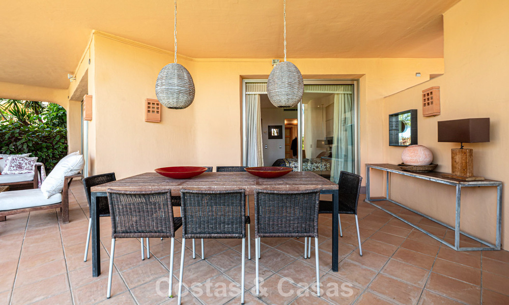 Appartement exclusif en rez-de-chaussée avec jardin privé sur le Golden Mile de Marbella 806227