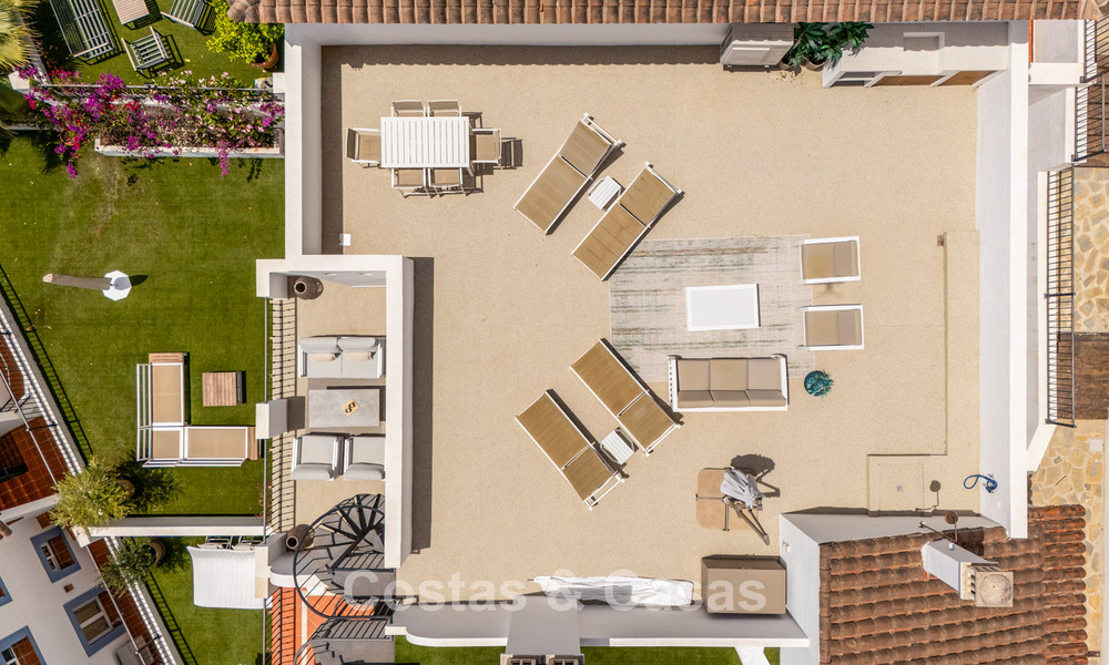 Penthouse spacieux prêt à vivre dans un complexe de style andalou à Marbella - Benahavís 806242