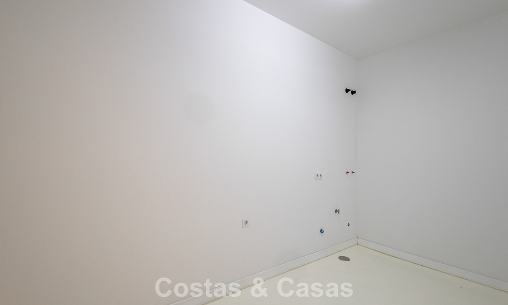 Villa moderne de luxe avec vue sur la mer à vendre à El Higuerón, Fuengirola - Costa del Sol 806292