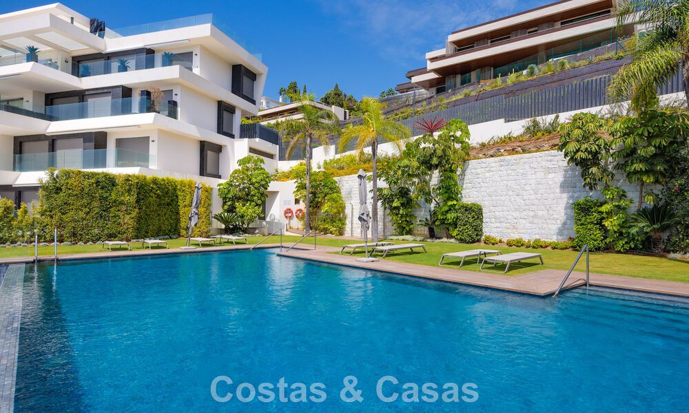 Appartement de première classe avec vue sur la mer à vendre dans une résidence boutique sécurisée à Marbella - Benahavís 806600