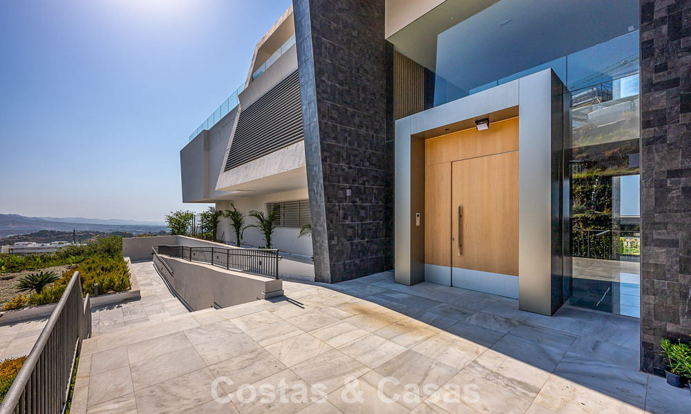 Appartement de première classe avec vue sur la mer à vendre dans une résidence boutique sécurisée à Marbella - Benahavís 806697