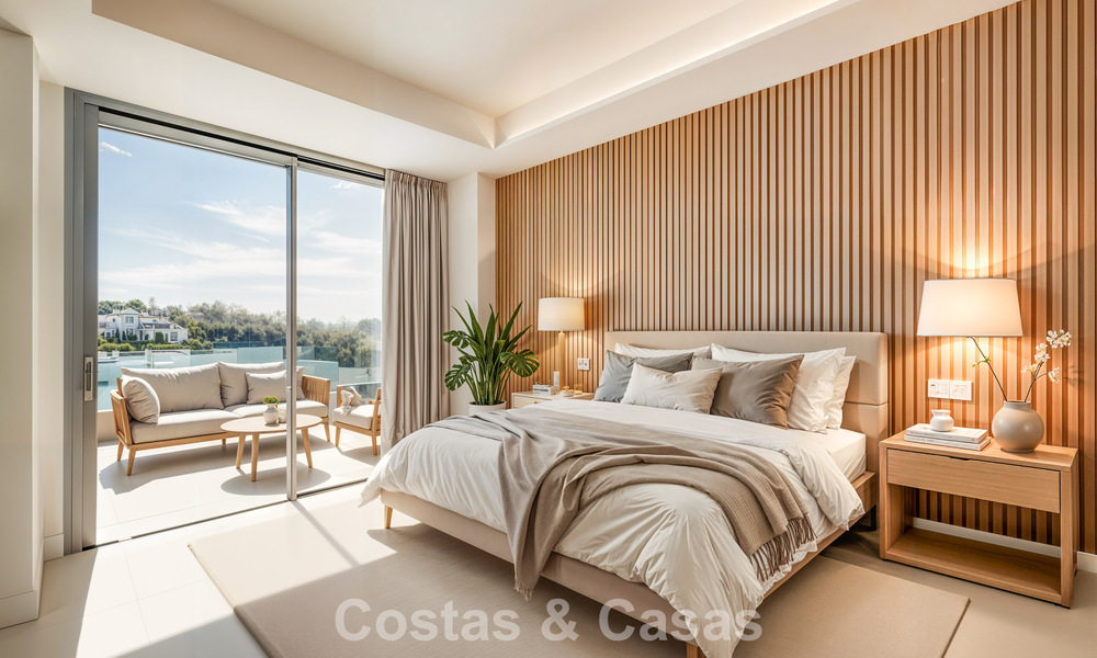 Penthouse duplex de luxe neuf avec piscine privée et vue sur la mer à vendre sur le golf à Marbella Est 806386