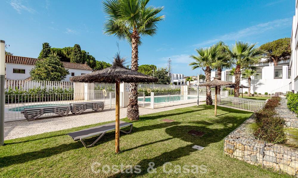 Penthouse moderne avec vaste solarium à vendre à deux pas de la plage à Elviria, Marbella Est 806389