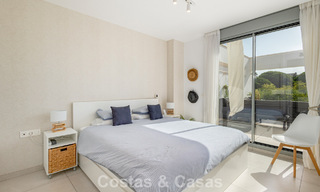 Penthouse moderne avec vaste solarium à vendre à deux pas de la plage à Elviria, Marbella Est 806394 