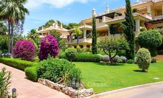 Appartements et penthouses de luxe à vendre dans un complexe de golf exclusif à Nueva-Andalucia, Marbella 2310 