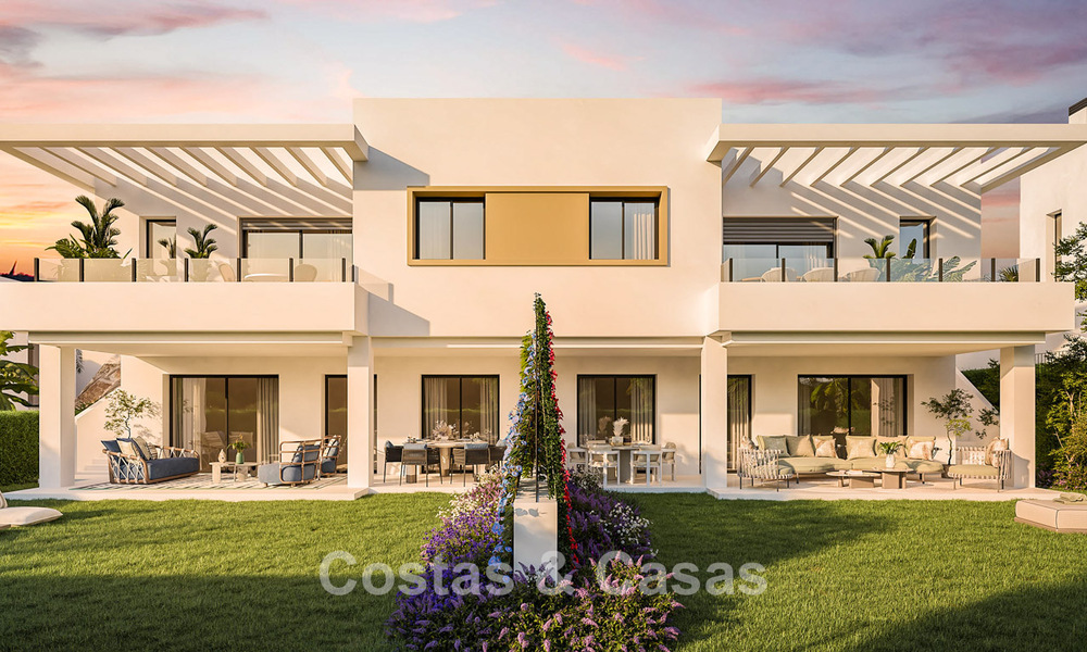 Villas jumelées neuves dans un environnement golfique à Estepona 806425