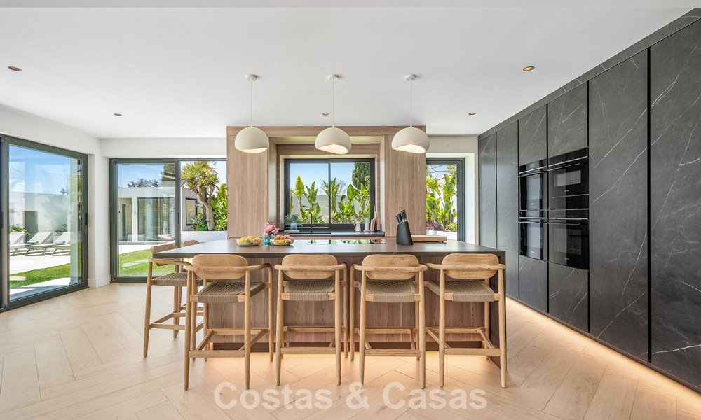 Villa familiale moderne neuve avec piscine à vendre sur la New Golden Mile, entre Marbella et Estepona 806606