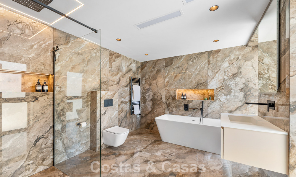 Villa familiale moderne neuve avec piscine à vendre sur la New Golden Mile, entre Marbella et Estepona 806620