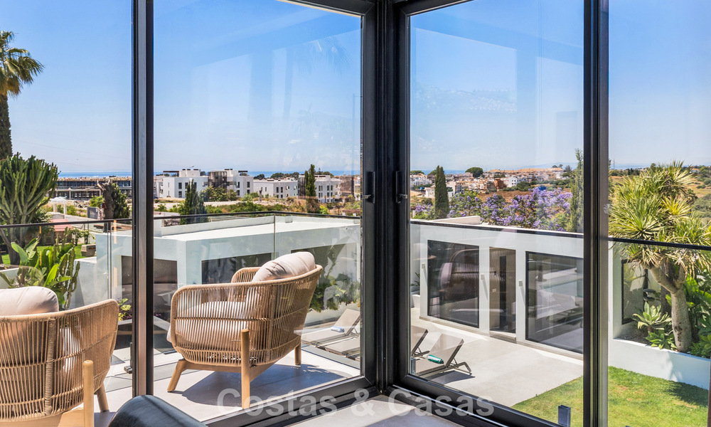 Villa familiale moderne neuve avec piscine à vendre sur la New Golden Mile, entre Marbella et Estepona 806624