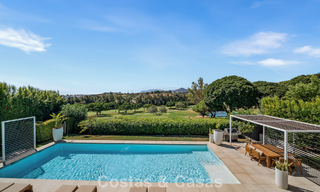 Villa contemporaine de 5 chambres en première ligne de golf à Nueva Andalucía, Marbella 806767 