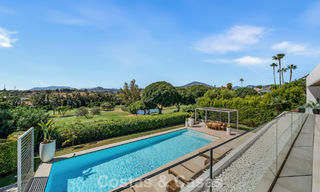 Villa contemporaine de 5 chambres en première ligne de golf à Nueva Andalucía, Marbella 806769 
