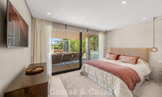 Villa contemporaine de 5 chambres en première ligne de golf à Nueva Andalucía, Marbella 806805 