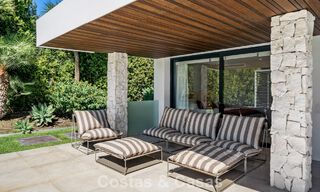 Villa contemporaine de 5 chambres en première ligne de golf à Nueva Andalucía, Marbella 806830 