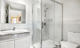 Penthouse d’angle baigné de lumière avec vue à 360° dans le resort de golf Los Arqueros, Marbella - Benahavís 806844 