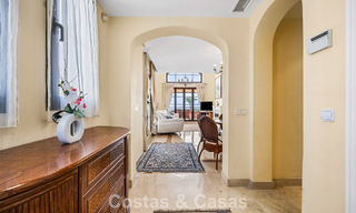 Penthouse d’angle baigné de lumière avec vue à 360° dans le resort de golf Los Arqueros, Marbella - Benahavís 806858 