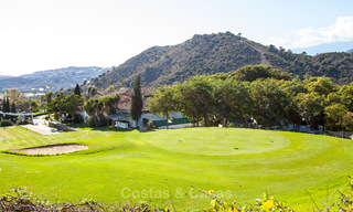Penthouse d’angle baigné de lumière avec vue à 360° dans le resort de golf Los Arqueros, Marbella - Benahavís 806863 
