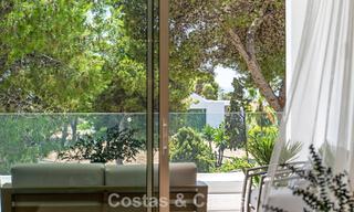 Penthouse de luxe contemporain, entièrement rénové et prêt à vivre, à quelques pas de la plage à Los Monteros, Marbella Est 806557 