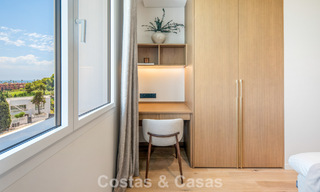 Penthouse de luxe contemporain, entièrement rénové et prêt à vivre, à quelques pas de la plage à Los Monteros, Marbella Est 806563 