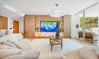 Penthouse de luxe contemporain, entièrement rénové et prêt à vivre, à quelques pas de la plage à Los Monteros, Marbella Est 806565 