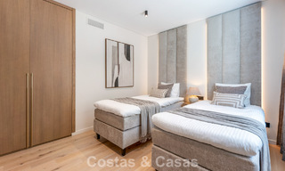 Penthouse de luxe contemporain, entièrement rénové et prêt à vivre, à quelques pas de la plage à Los Monteros, Marbella Est 806580 
