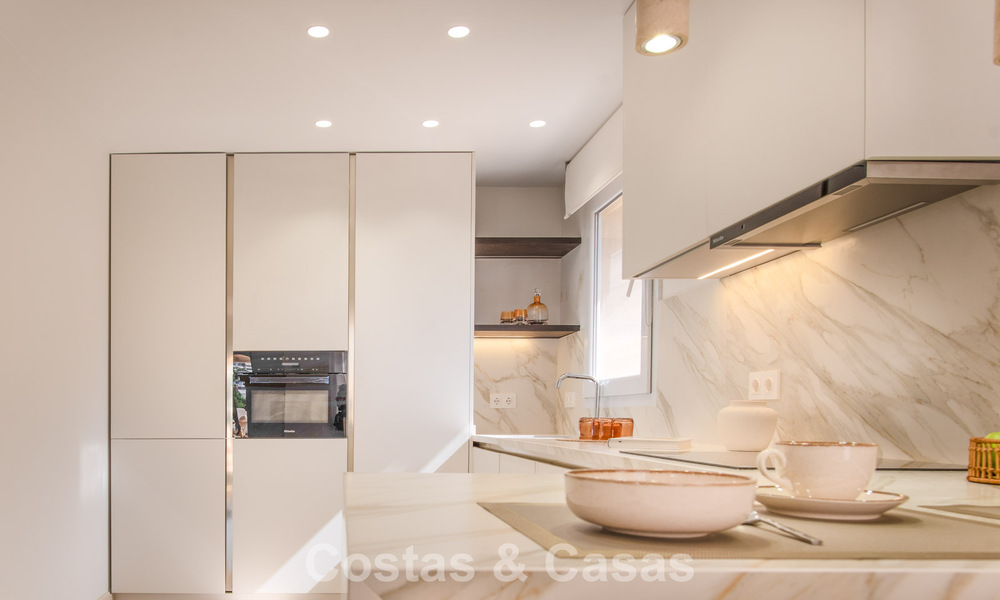 Penthouse duplex de luxe avec grandes terrasses à vendre au cœur de la Vallée du Golf de Nueva Andalucía, Marbella 807008