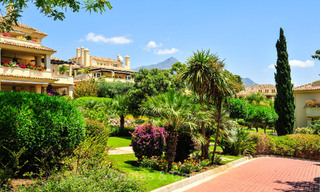 Penthouse duplex de luxe avec grandes terrasses à vendre au cœur de la Vallée du Golf de Nueva Andalucía, Marbella 807438 