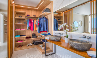 Spacieux appartement avec jardin et piscine privée à vendre dans un complexe résidentiel sécurisé à Benahavís – Marbella 806717 