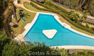 Appartement élégant rénové avec vue panoramique à vendre à Nueva Andalucía, Marbella 807133 