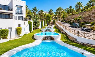 Penthouse duplex contemporain à vendre dans un complexe résidentiel de style méditerranéenà El Paraiso, Marbella - Benahavís 807302 