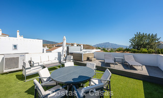 Penthouse duplex contemporain à vendre dans un complexe résidentiel de style méditerranéenà El Paraiso, Marbella - Benahavís 807323 