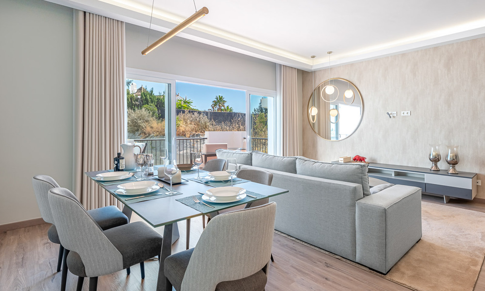 Penthouse duplex contemporain à vendre dans un complexe résidentiel de style méditerranéenà El Paraiso, Marbella - Benahavís 807329
