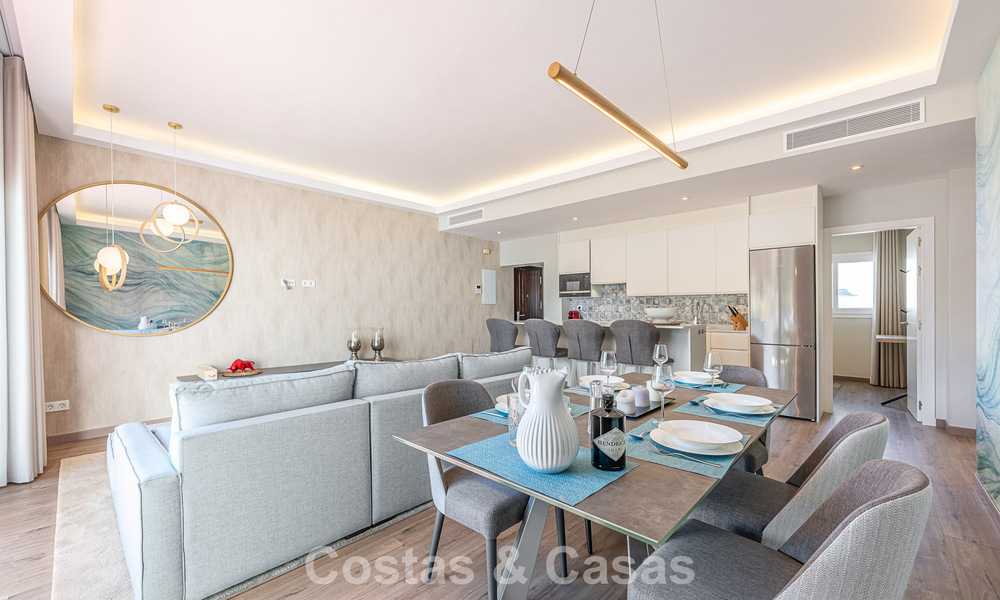 Penthouse duplex contemporain à vendre dans un complexe résidentiel de style méditerranéenà El Paraiso, Marbella - Benahavís 807333