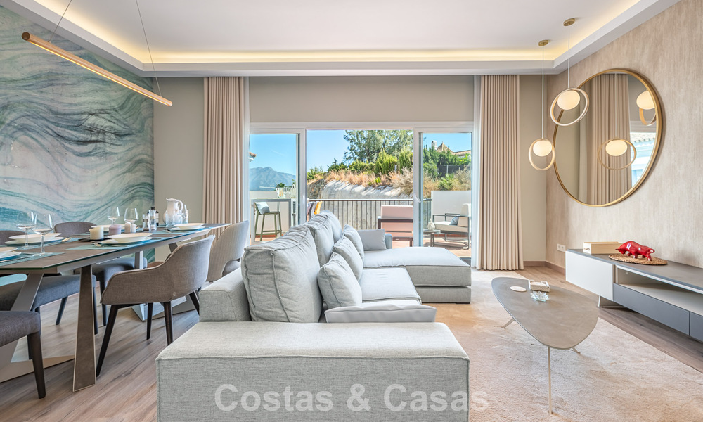 Penthouse duplex contemporain à vendre dans un complexe résidentiel de style méditerranéenà El Paraiso, Marbella - Benahavís 807339