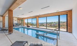 Penthouse duplex contemporain à vendre dans un complexe résidentiel de style méditerranéenà El Paraiso, Marbella - Benahavís 807364 