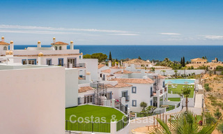 Penthouse duplex contemporain à vendre dans un complexe résidentiel de style méditerranéenà El Paraiso, Marbella - Benahavís 807376 