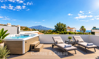 Penthouse duplex contemporain à vendre dans un complexe résidentiel de style méditerranéenà El Paraiso, Marbella - Benahavís 807380 