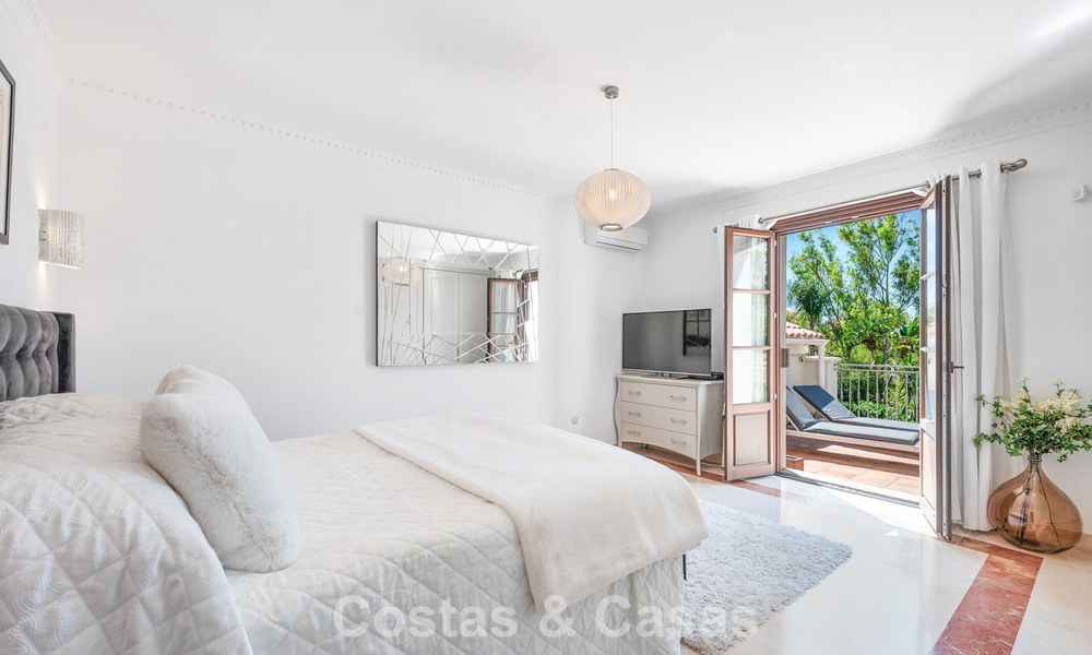 Spacieuse villa familiale méditerranéenne à vendre sur le New Golden Mile entre Marbella et Estepona 807246