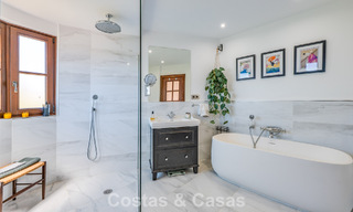 Spacieuse villa familiale méditerranéenne à vendre sur le New Golden Mile entre Marbella et Estepona 807251 