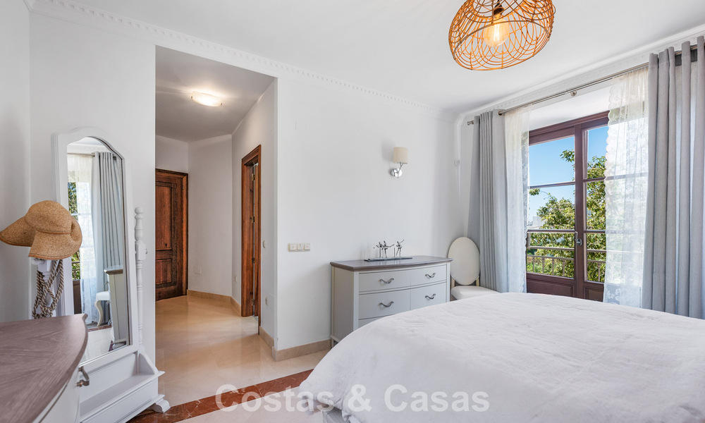 Spacieuse villa familiale méditerranéenne à vendre sur le New Golden Mile entre Marbella et Estepona 807259