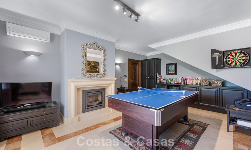 Spacieuse villa familiale méditerranéenne à vendre sur le New Golden Mile entre Marbella et Estepona 807269