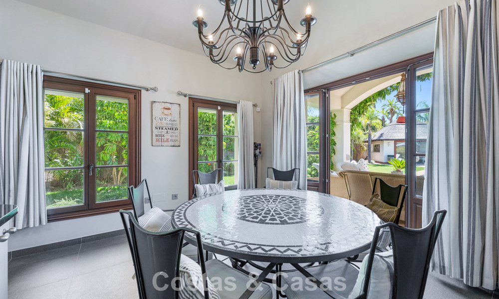 Spacieuse villa familiale méditerranéenne à vendre sur le New Golden Mile entre Marbella et Estepona 807277