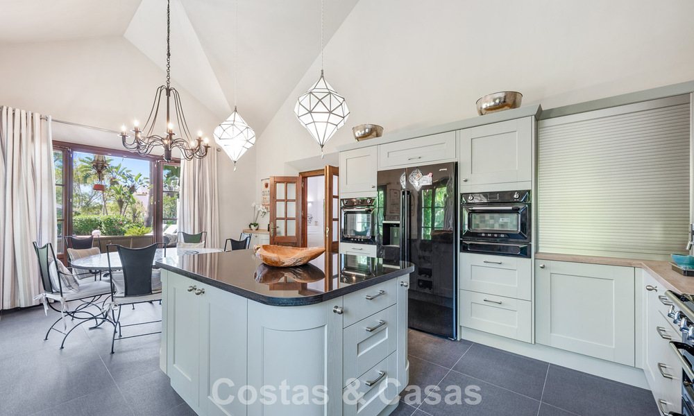Spacieuse villa familiale méditerranéenne à vendre sur le New Golden Mile entre Marbella et Estepona 807279
