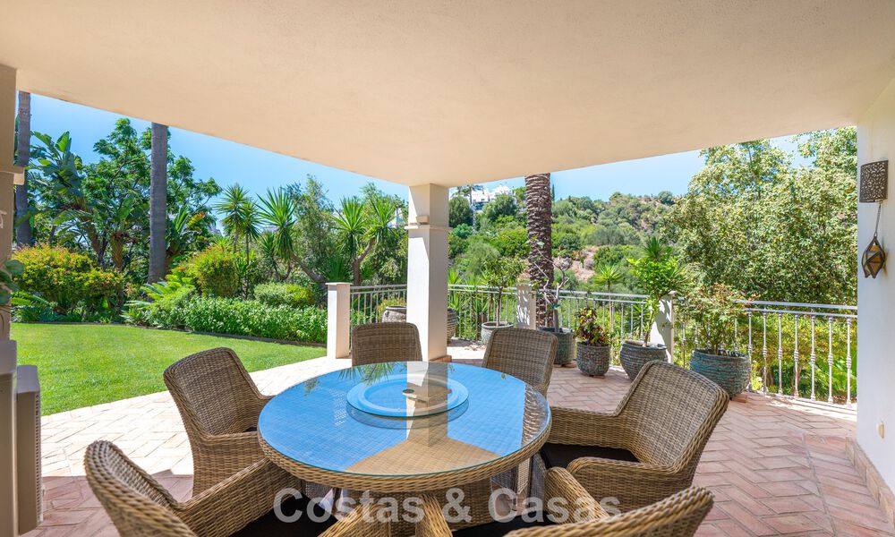 Spacieuse villa familiale méditerranéenne à vendre sur le New Golden Mile entre Marbella et Estepona 807285