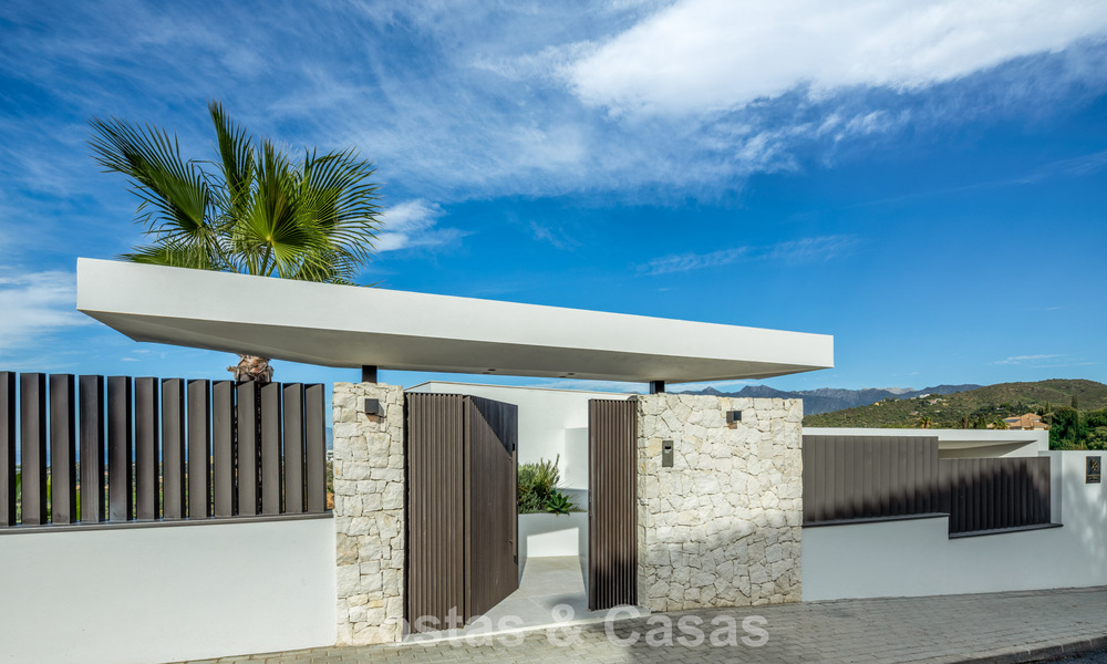 Villa de luxe ultramoderne neuve avec vue panoramique sur la mer à vendre dans l’Est de Marbella 807449