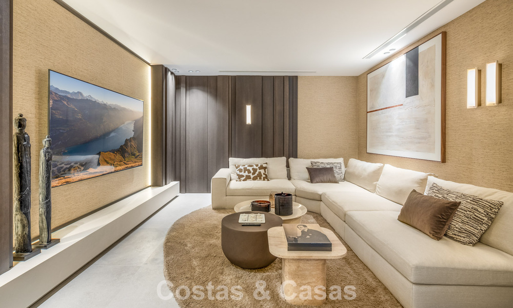 Villa de luxe ultramoderne neuve avec vue panoramique sur la mer à vendre dans l’Est de Marbella 807457