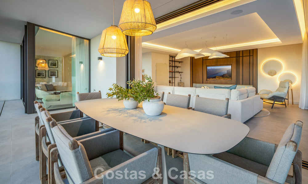 Villa de luxe ultramoderne neuve avec vue panoramique sur la mer à vendre dans l’Est de Marbella 807463